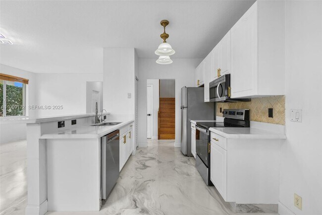 Building Photo - 4593 NW 7th Pl