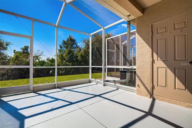 Building Photo - 15706 Stable Run Dr