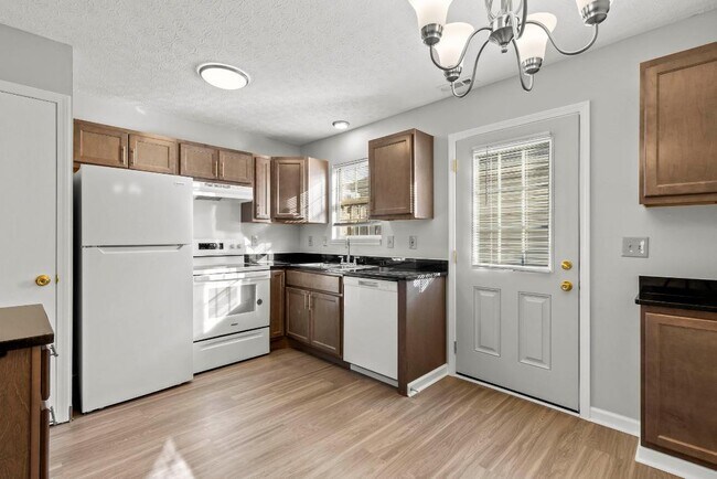 Building Photo - 2447 Brady Commons Dr