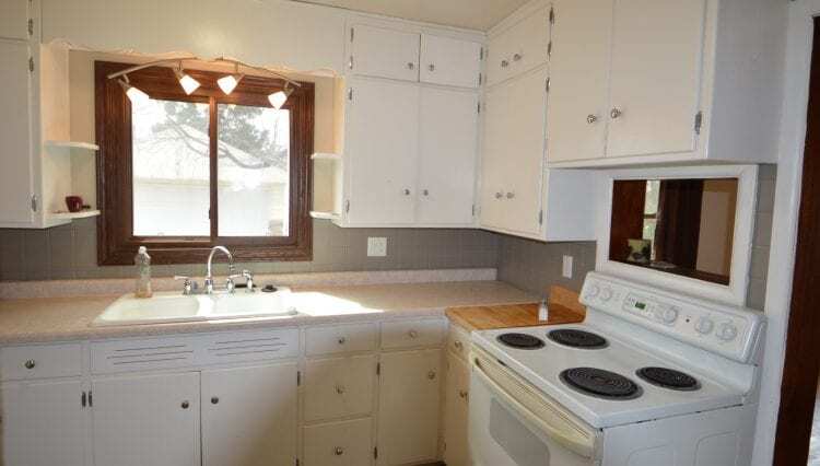 Building Photo - 1606 Sheridan Dr