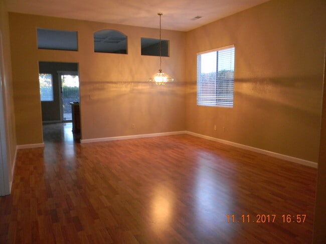Building Photo - Roseville, Cresleigh Highlands, Near Galleria Mall, Single Story 3/4 Bed/office , Gardner, Patio ...