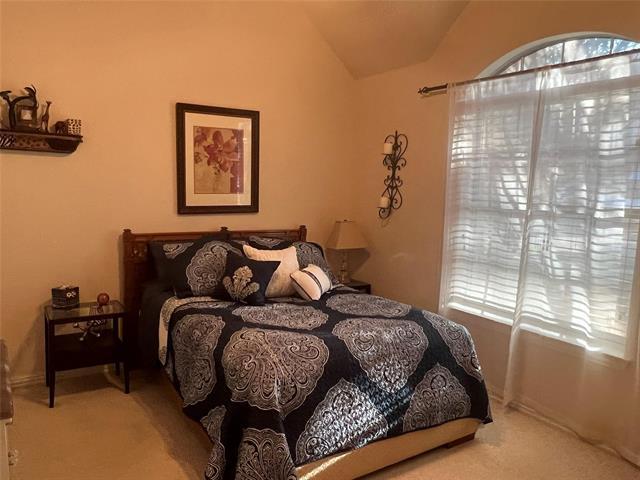 Building Photo - 5213 Forest Lawn Dr