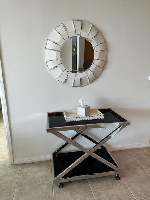 Building Photo - 625 Casa Loma Blvd