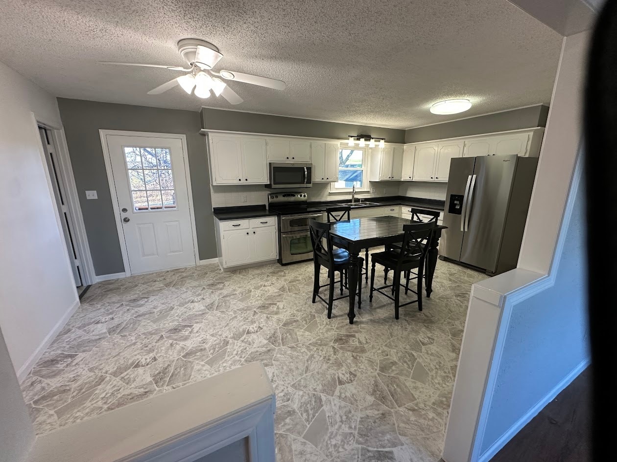 Building Photo - 103 Spring St