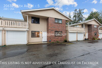 Building Photo - Charming 2BD/1.5BA Edmonds Condo!