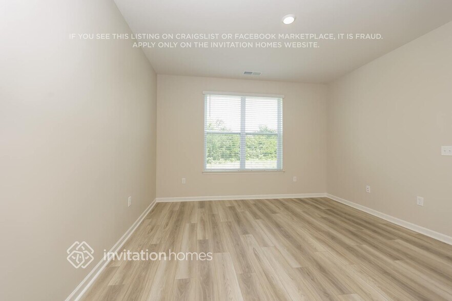 Building Photo - 1016 Legacy Ct
