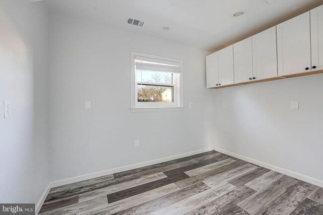 Building Photo - 4512 Lantern Pl