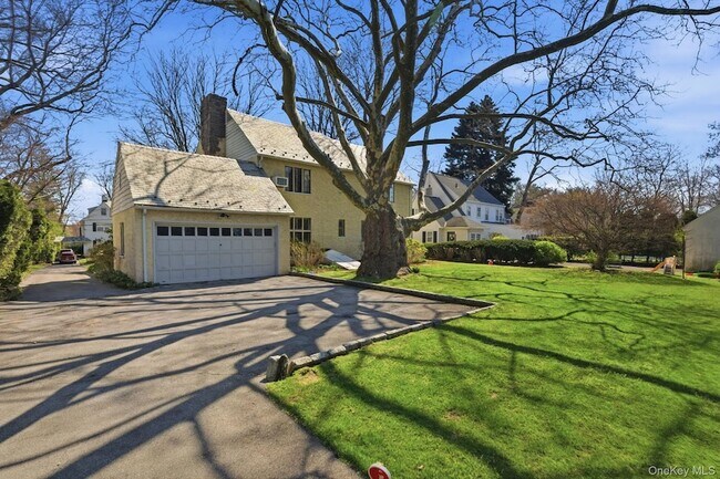 Building Photo - 5 Seymour Pl