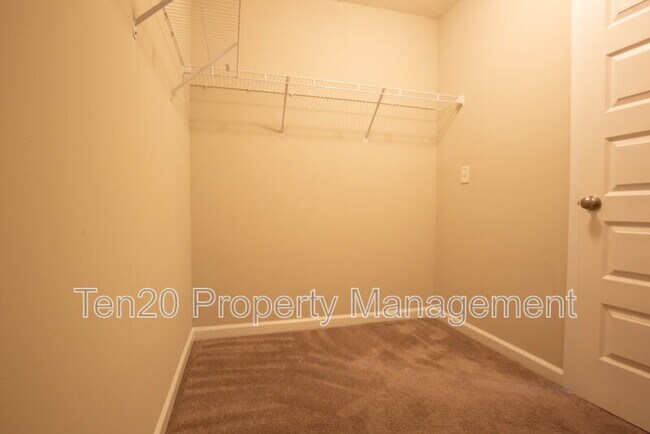 Building Photo - 7272 Sorrel Dr