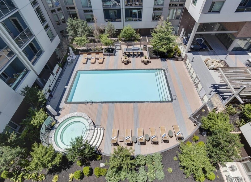 Building Photo - Channel Mission Bay