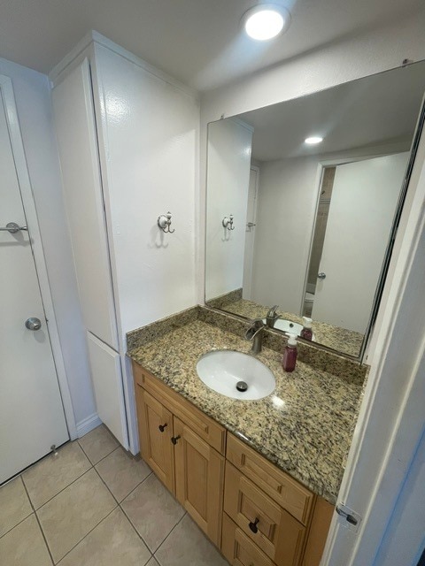 Building Photo - 23629 Golden Springs Dr