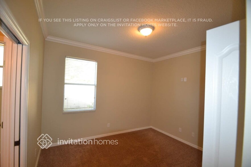 Building Photo - 3410 Eastmonte Dr