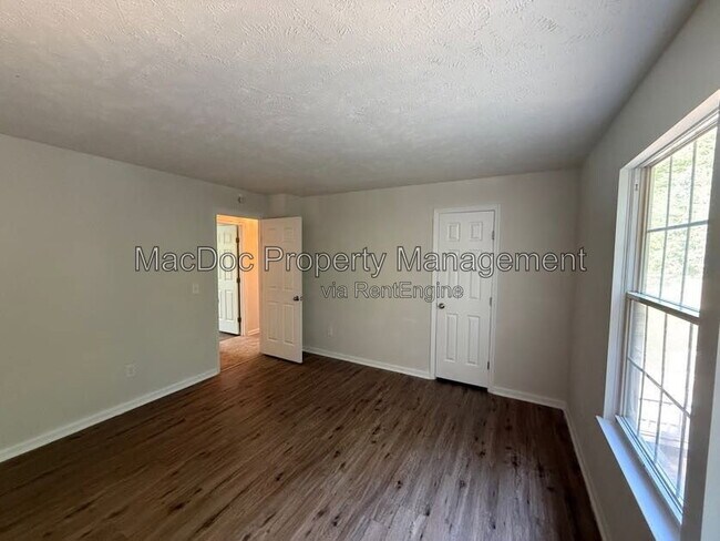 Building Photo - 11304 Springfield Dr