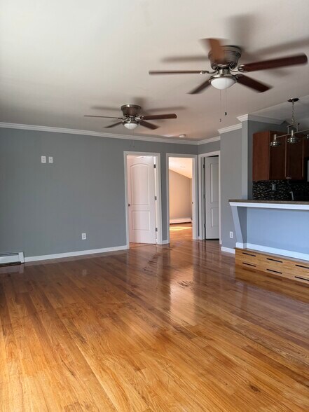 Building Photo - 25 Glenmere Ln