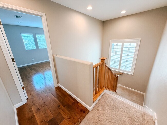 Building Photo - San Ramon Home Available Now!
