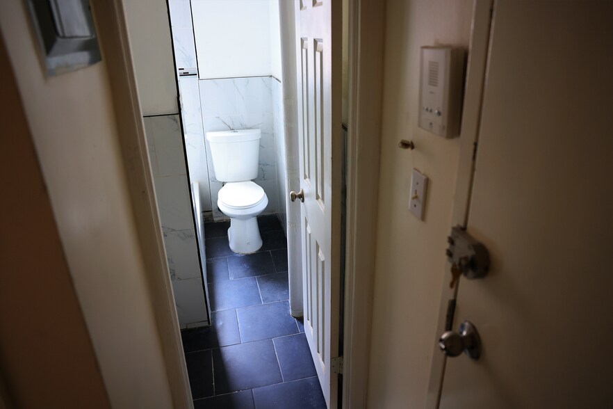 Building Photo - 19914 32nd Ave