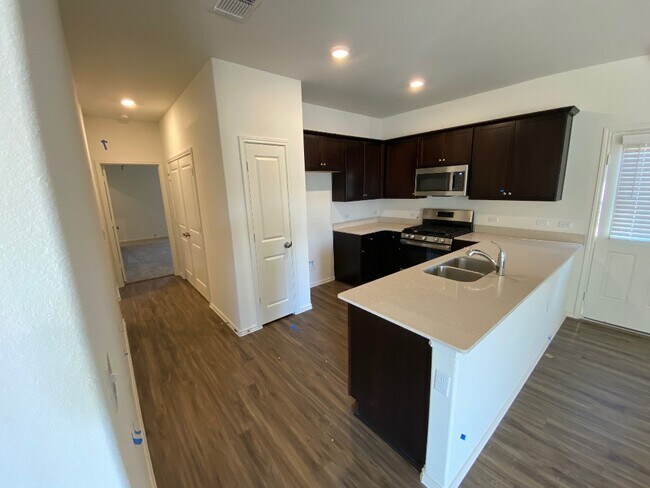 Building Photo - 3508 Lodgepole Dr