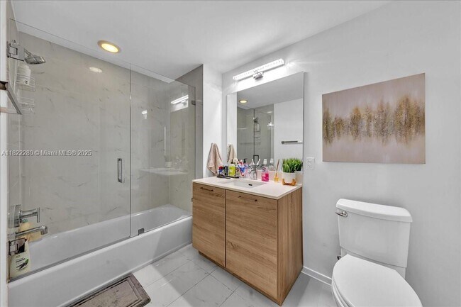 Building Photo - 16385 Biscayne Blvd