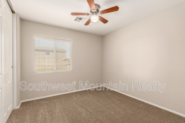 Building Photo - 4136 E Sierrita Rd