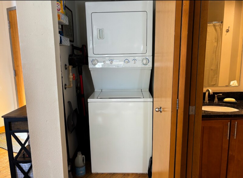 Building Photo - 1017 S 2nd St