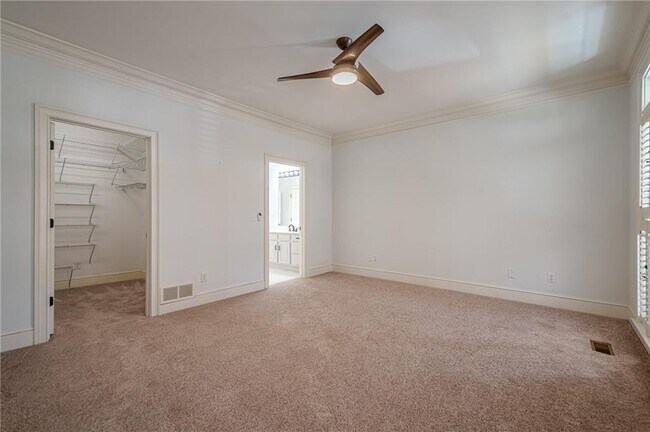 Building Photo - 34 Johnston Row NW