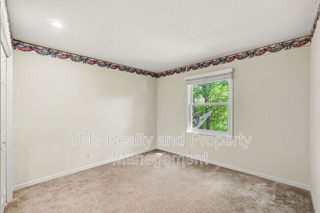 Building Photo - 10313 W 131st St