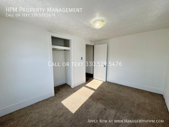 Building Photo - 2709 Abbott Pl NW