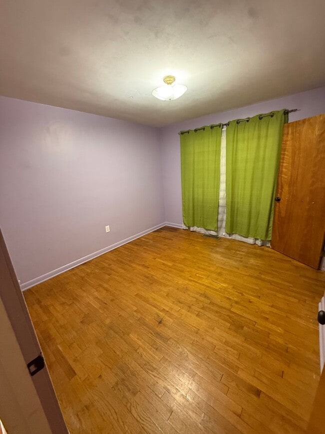 Building Photo - 908 Churchill Cir