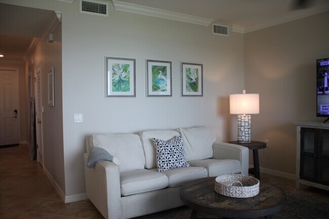 Building Photo - 43000 Greenway Blvd