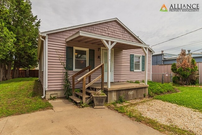 Building Photo - Great Location off Fort Riley Blvd with a ...