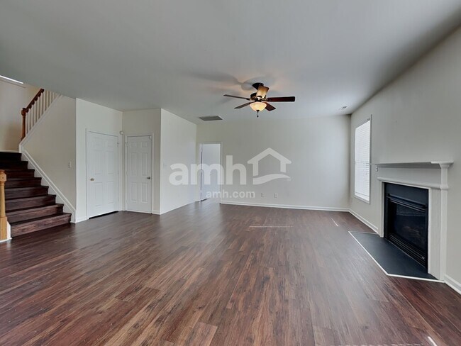 Building Photo - 4544 Fairport Ct