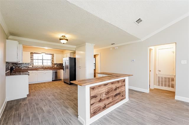 Building Photo - 2505 Trenton Dr