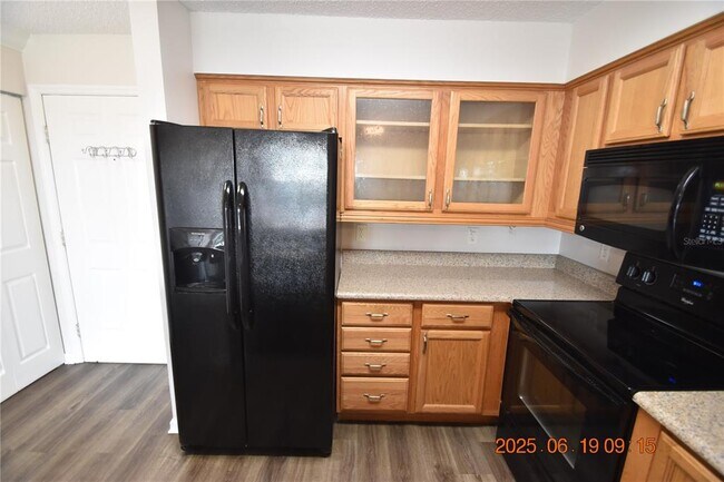 Building Photo - 2400 Feather Sound Dr