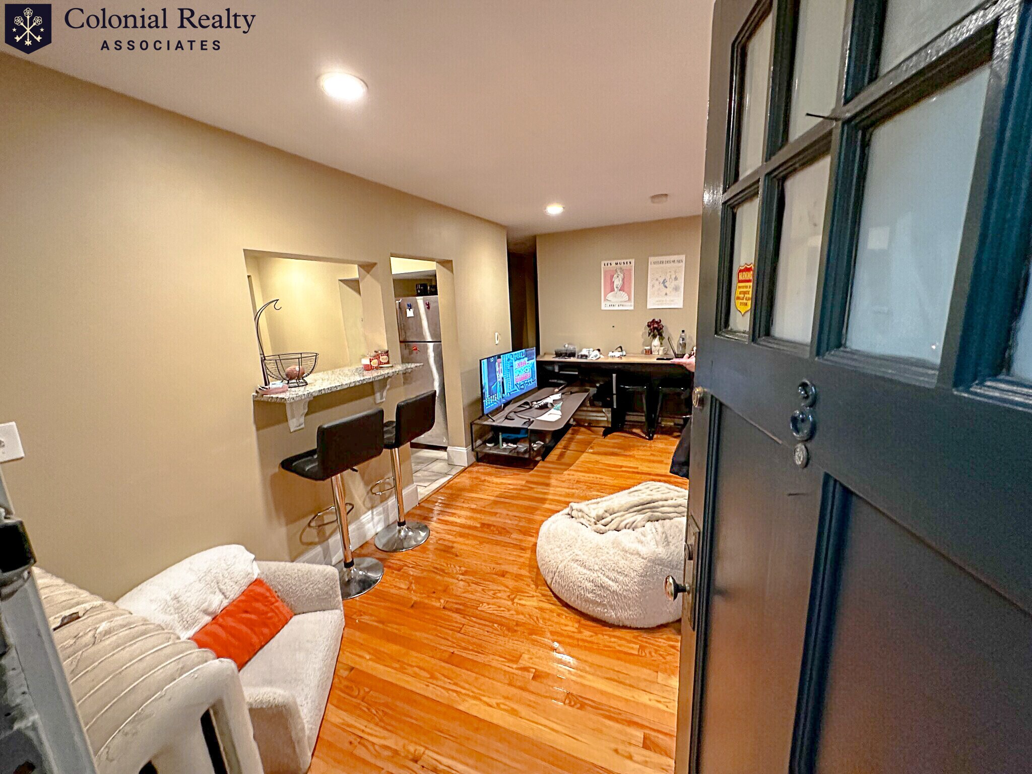 Building Photo - 72 Egmont St