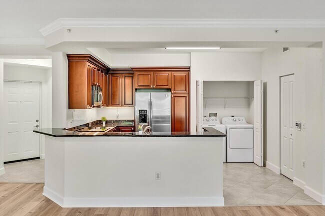 Building Photo - 1405 Renaissance Way