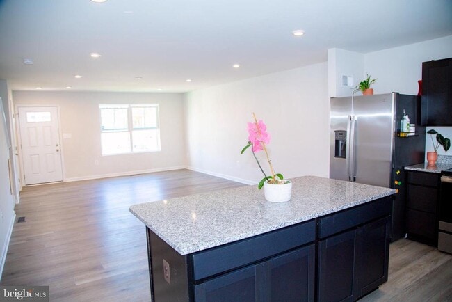 Building Photo - 540 Old Potomac Church Rd