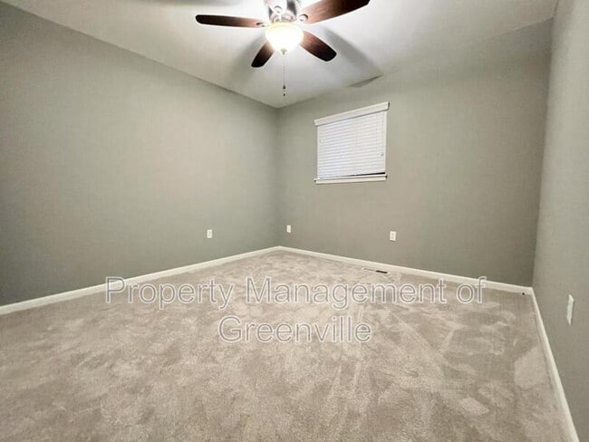 Building Photo - 82 Briarview Cir