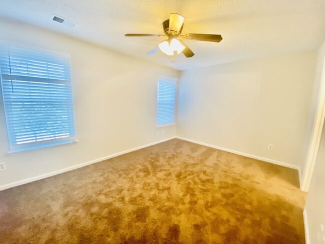 Building Photo - Beautiful 2 Bed Waterfront Townhome in Virginia Beach FOR RENT by PMI VA