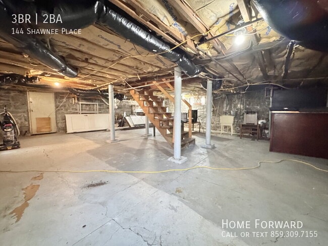 Building Photo - 144 Shawnee Pl