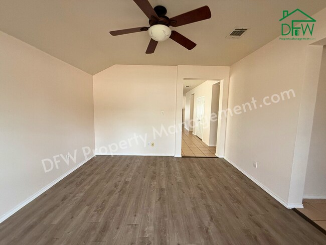 Building Photo - Beautiful 4-Bedroom Home with Scenic Backyard for Lease in Mesquite!