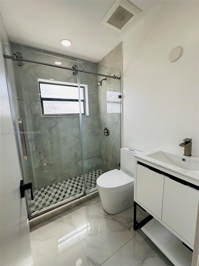 Building Photo - 30120 SW 152nd Ave
