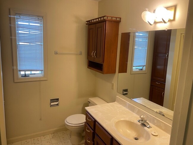 Bathroom - 62 Sanibel Ln