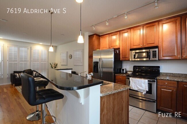 Building Photo - 7619 Aldrich Ave S
