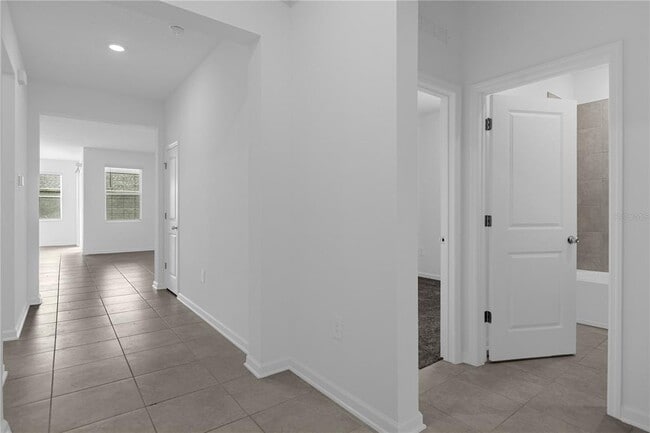 Building Photo - 1406 Brentwood Dr