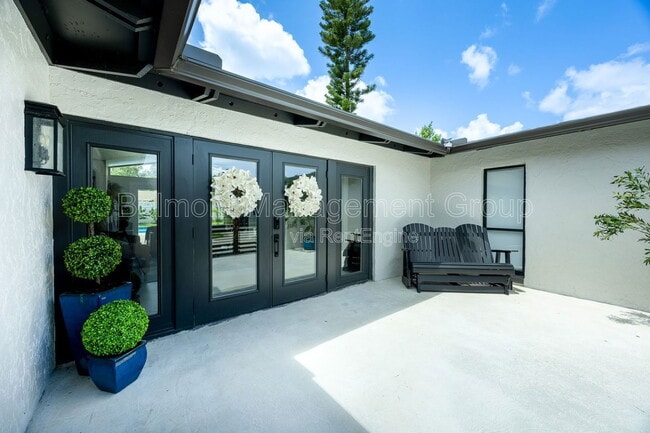 Building Photo - 2952 De Brocy Way