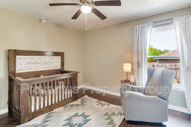 Building Photo - 3661 London Rd