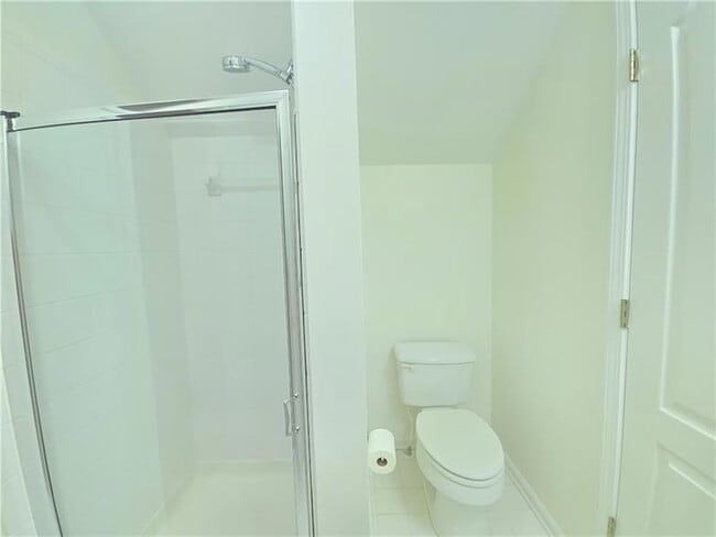 Building Photo - 12592 Waterside Dr