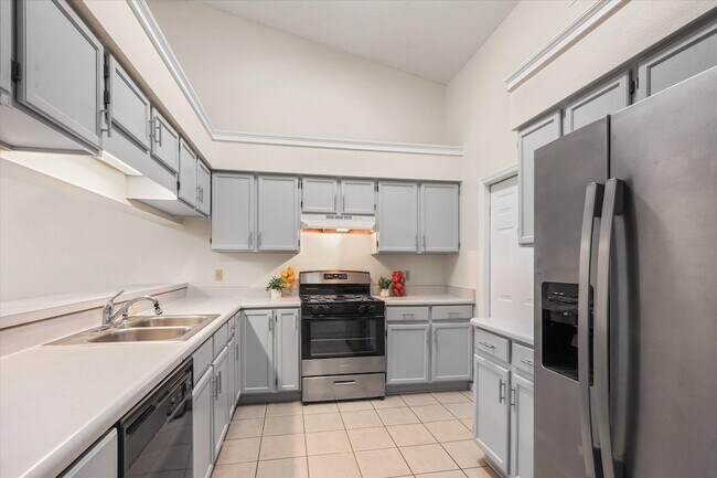 Building Photo - 3588 Wexford Ct