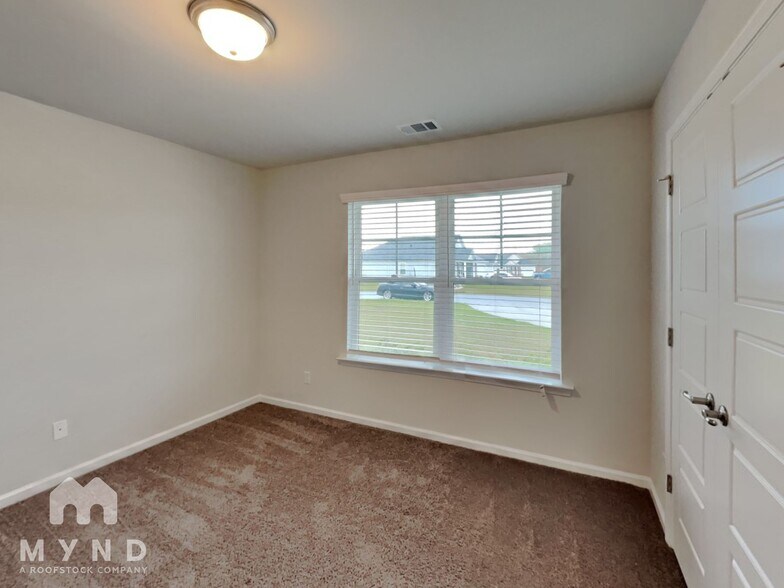 Building Photo - 101 Allen Ct