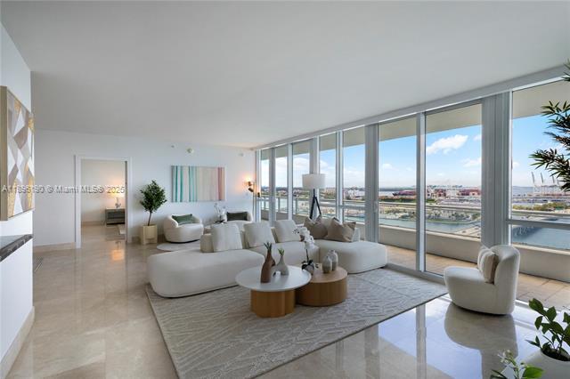 Building Photo - THE BENTLEY BAY CONDO